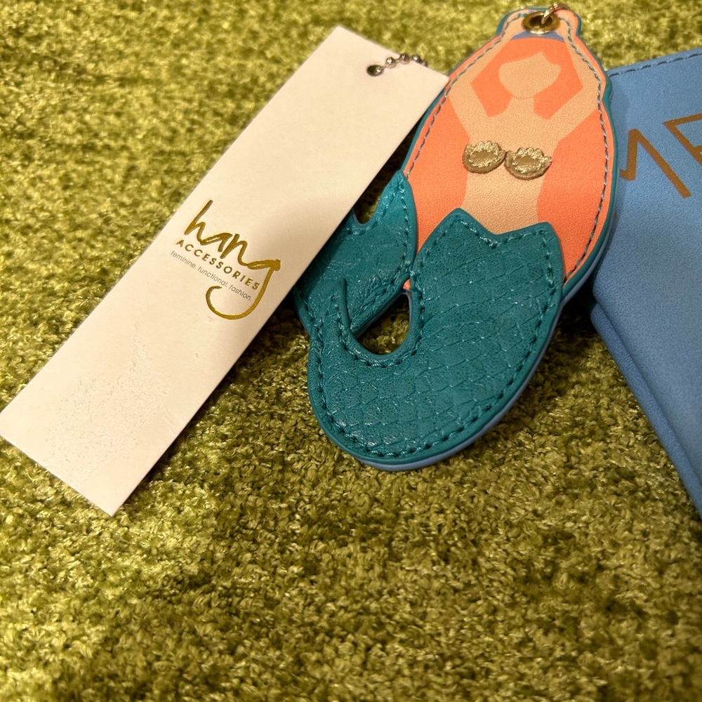 Hang Accessories Mermaids Have More Fun Wristlet New - Picture 3 of 7